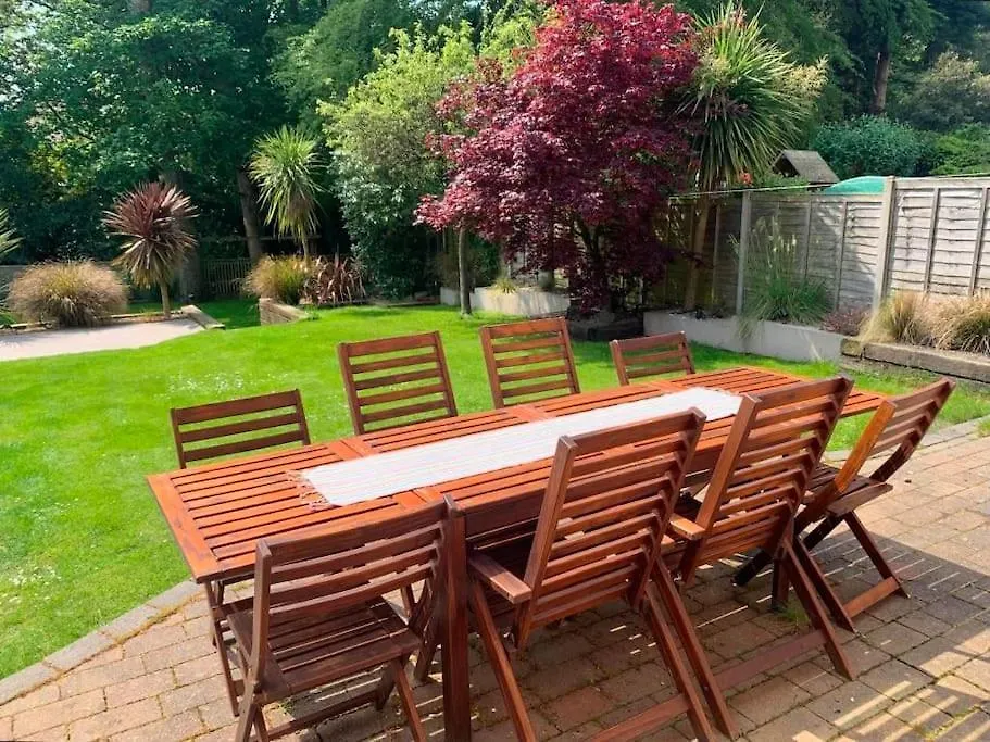 Bournecoast Family Home With Garden -Wifi -Hb8530 Bournemouth Holiday home